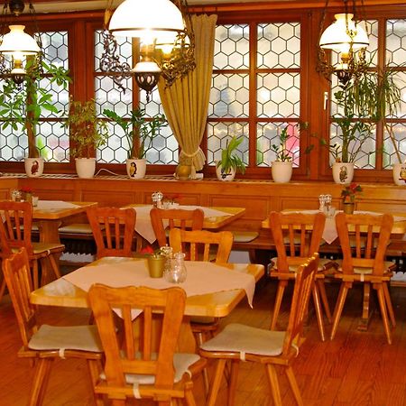 Gasthof Zum Kauzen Ochsenfurt Bagian luar foto