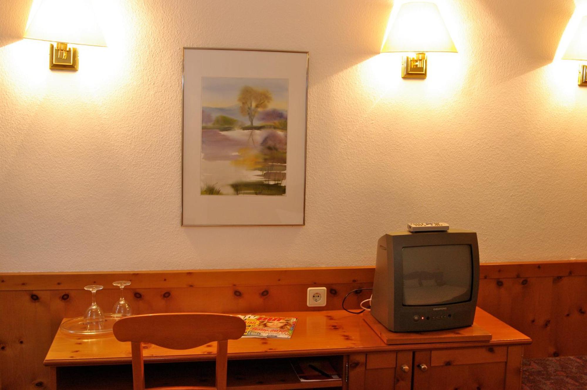 Gasthof Zum Kauzen Ochsenfurt Bagian luar foto